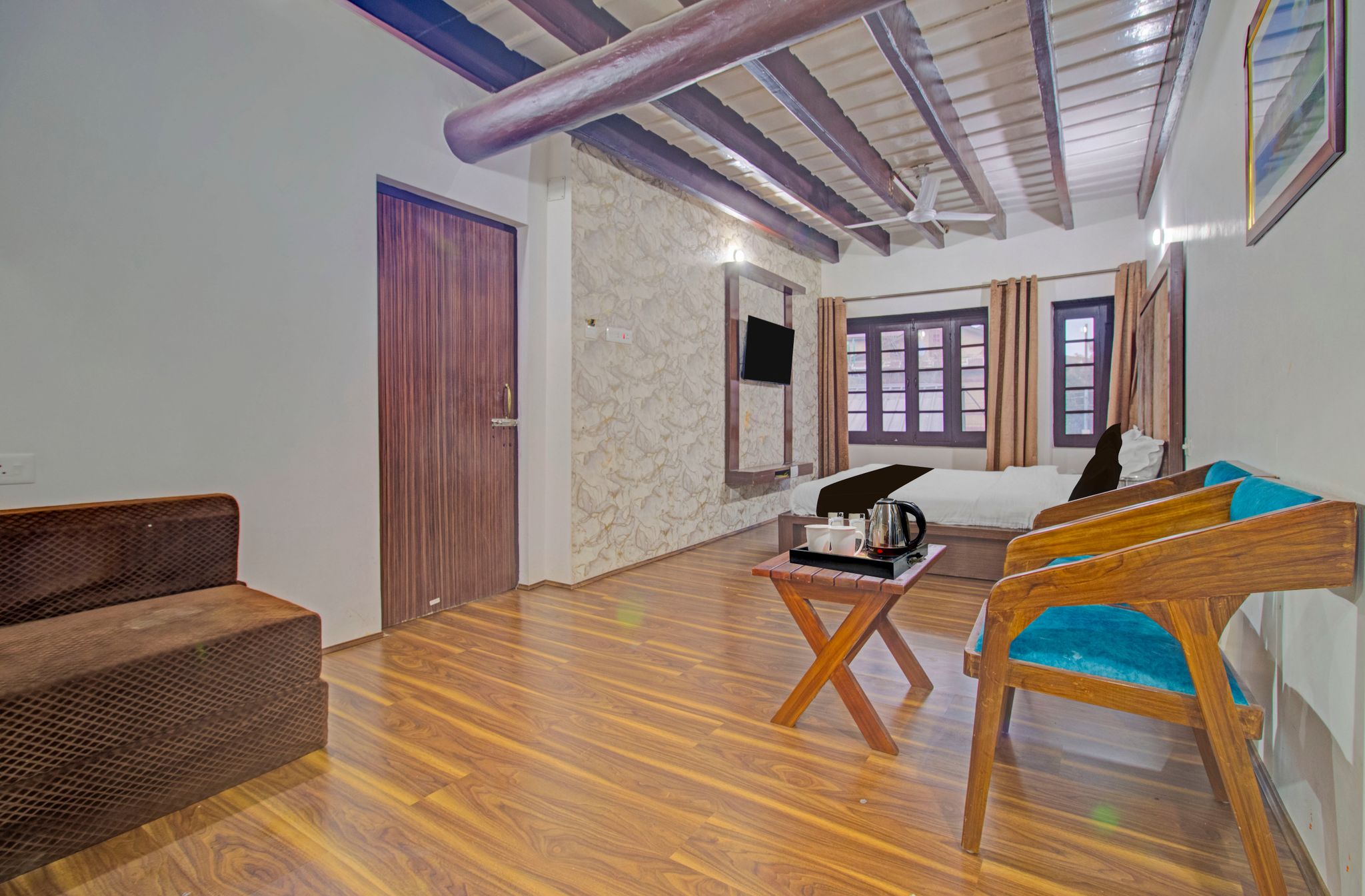 Collection O NIT Srinagar Formerly Main Street Inn CLASSIC 7