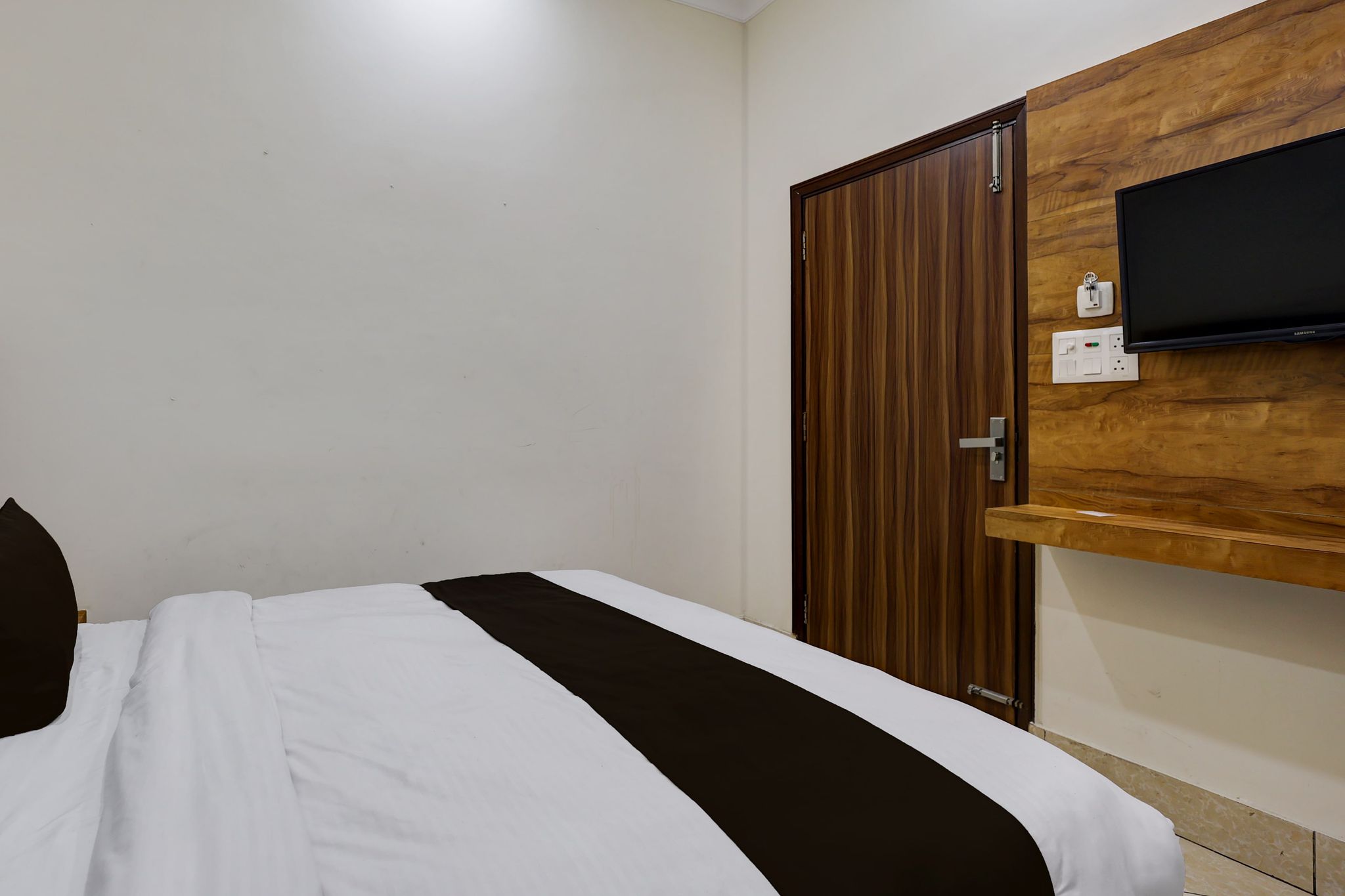 Collection O Ambedkar Chowk Formerly Hotel Paras Inn CLASSIC 3