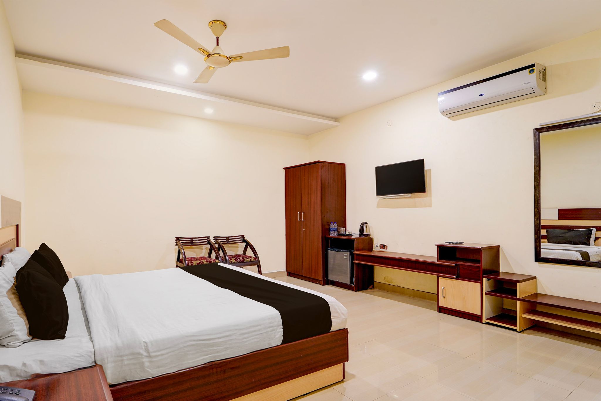 Townhouse Dindigul Rock Fort Formerly Ramora Grand CLASSIC 3