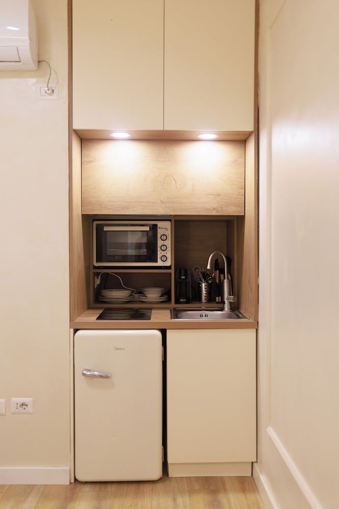 Syncron Urban City Centre Comfort Studio, City View 13