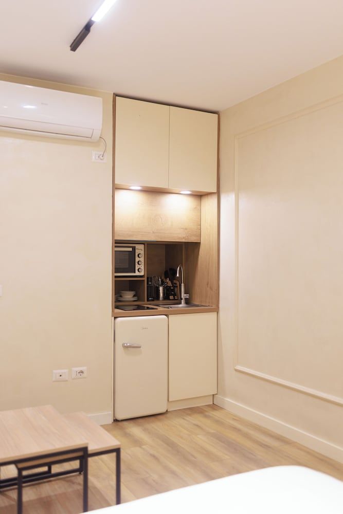 Syncron Urban City Centre Comfort Studio, City View 14