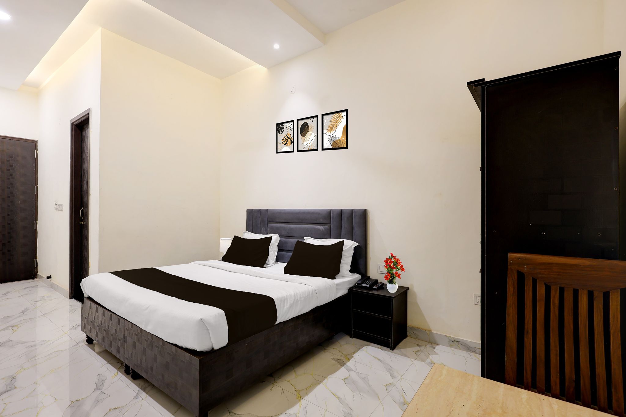 Super Townhouse GT Road Amritsar CLASSIC 5