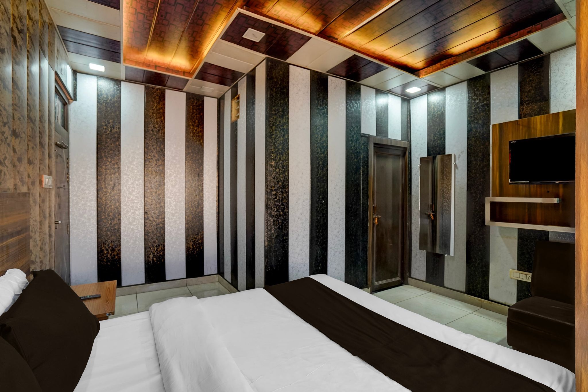 Collection O JK Temple Kanpur Formerly Yatika Inn CLASSIC 16