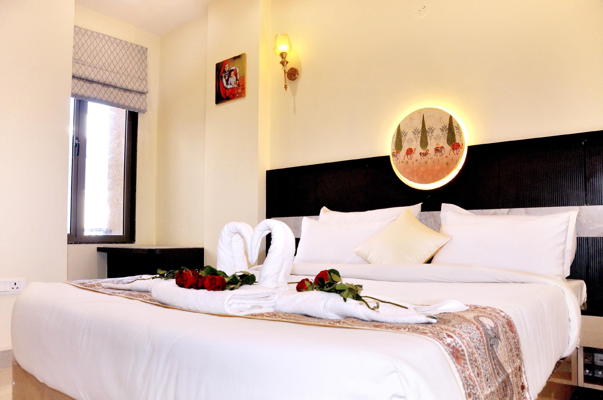 Hotel Shyam Dwar Deluxe 3
