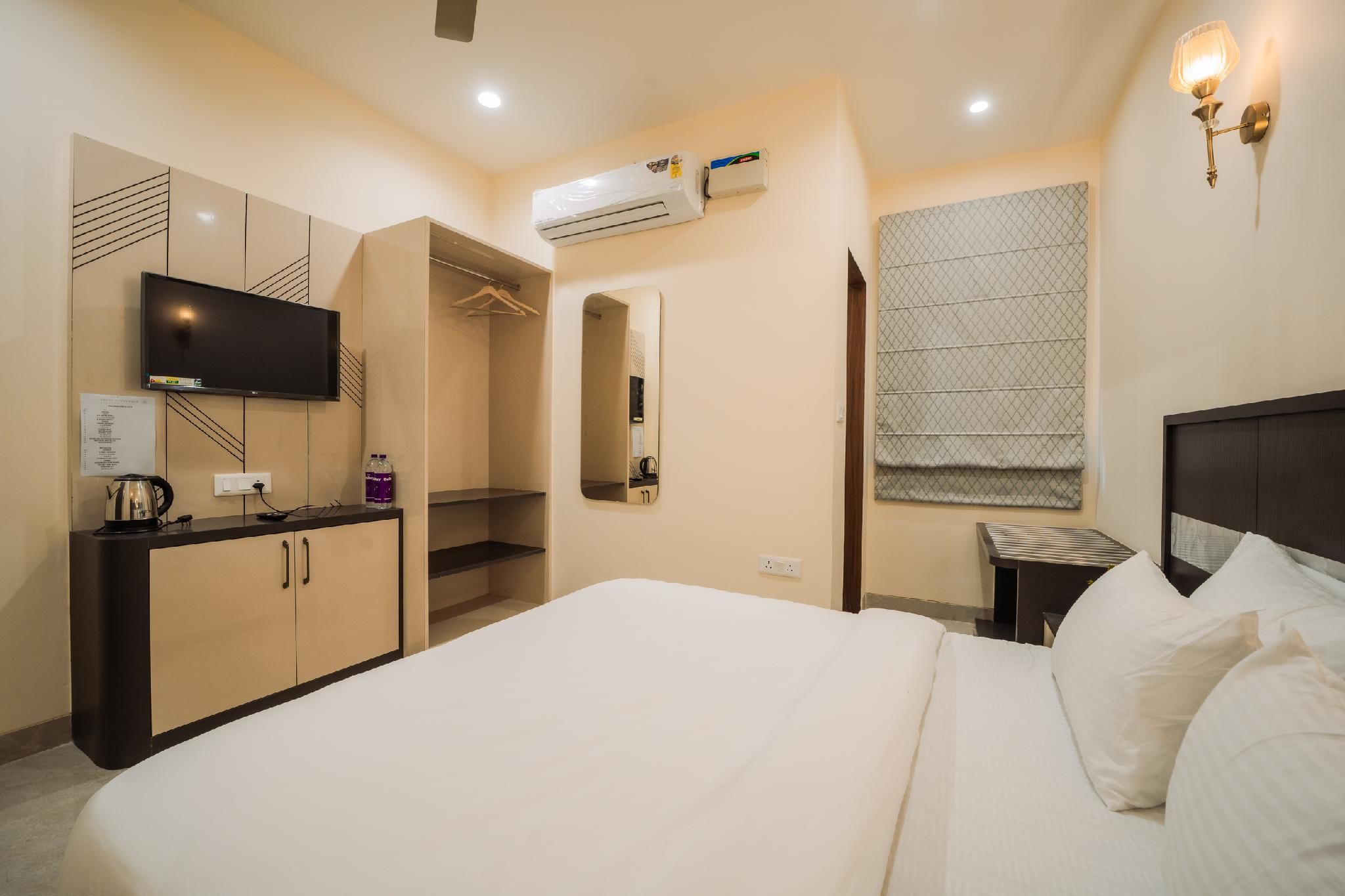 Hotel Shyam Dwar Deluxe