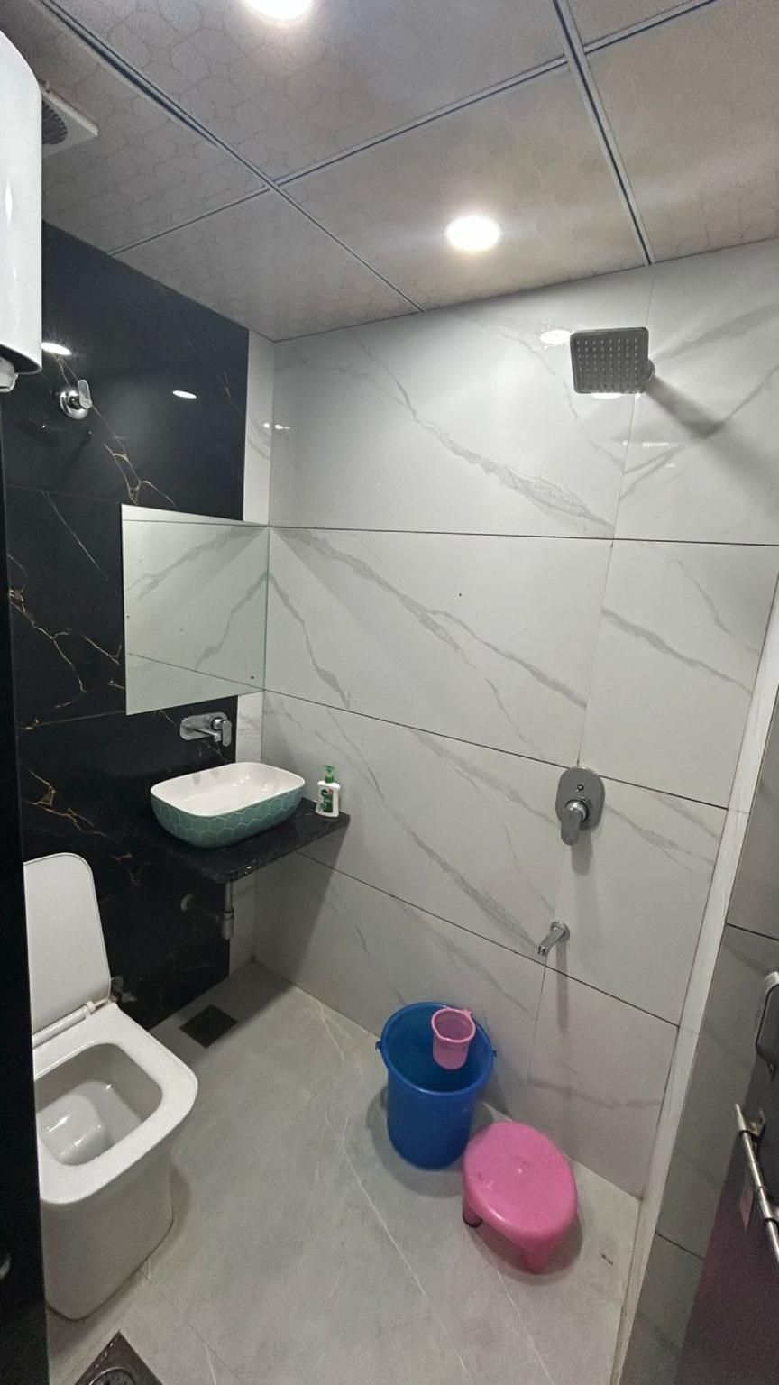 R.K Hotel & Restaurant Double Bed - AC Room 3