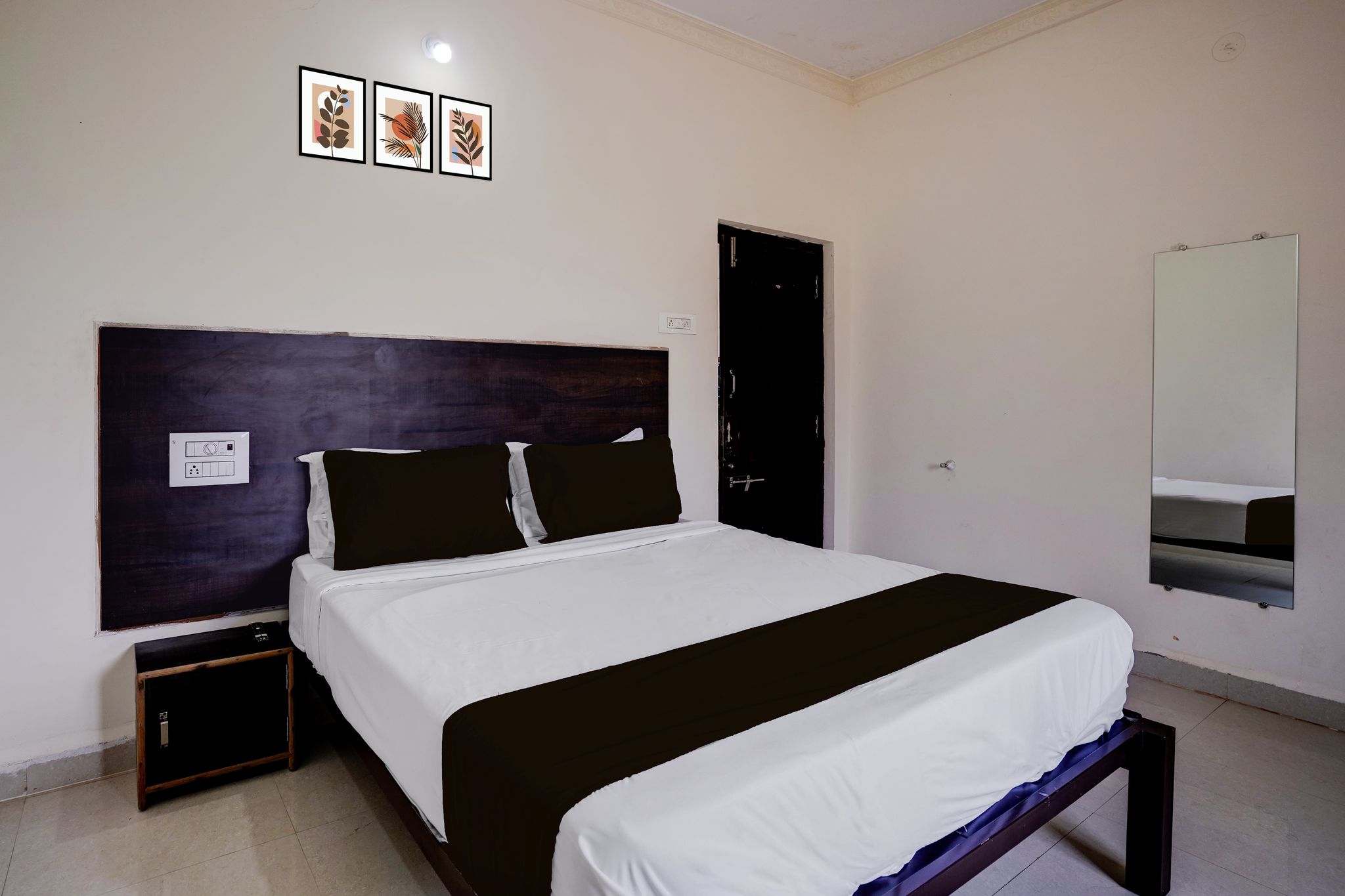 Collection O Sunset Point PB Road Dharwad Formerly Crystal Resort CLASSIC 14