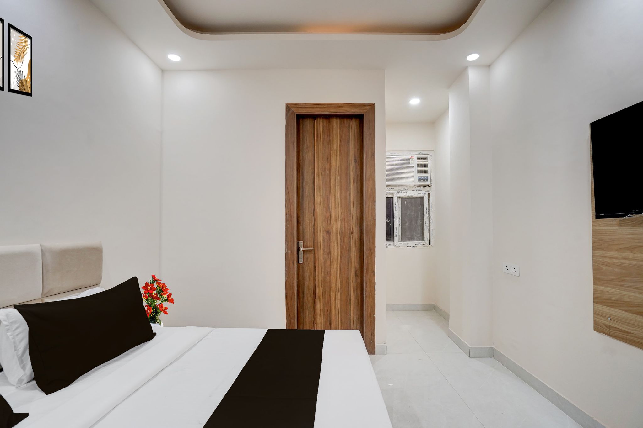 Super Hotel O Delhi Meerut Expressway Makanpur Formerly Crystal 24 CLASSIC 10