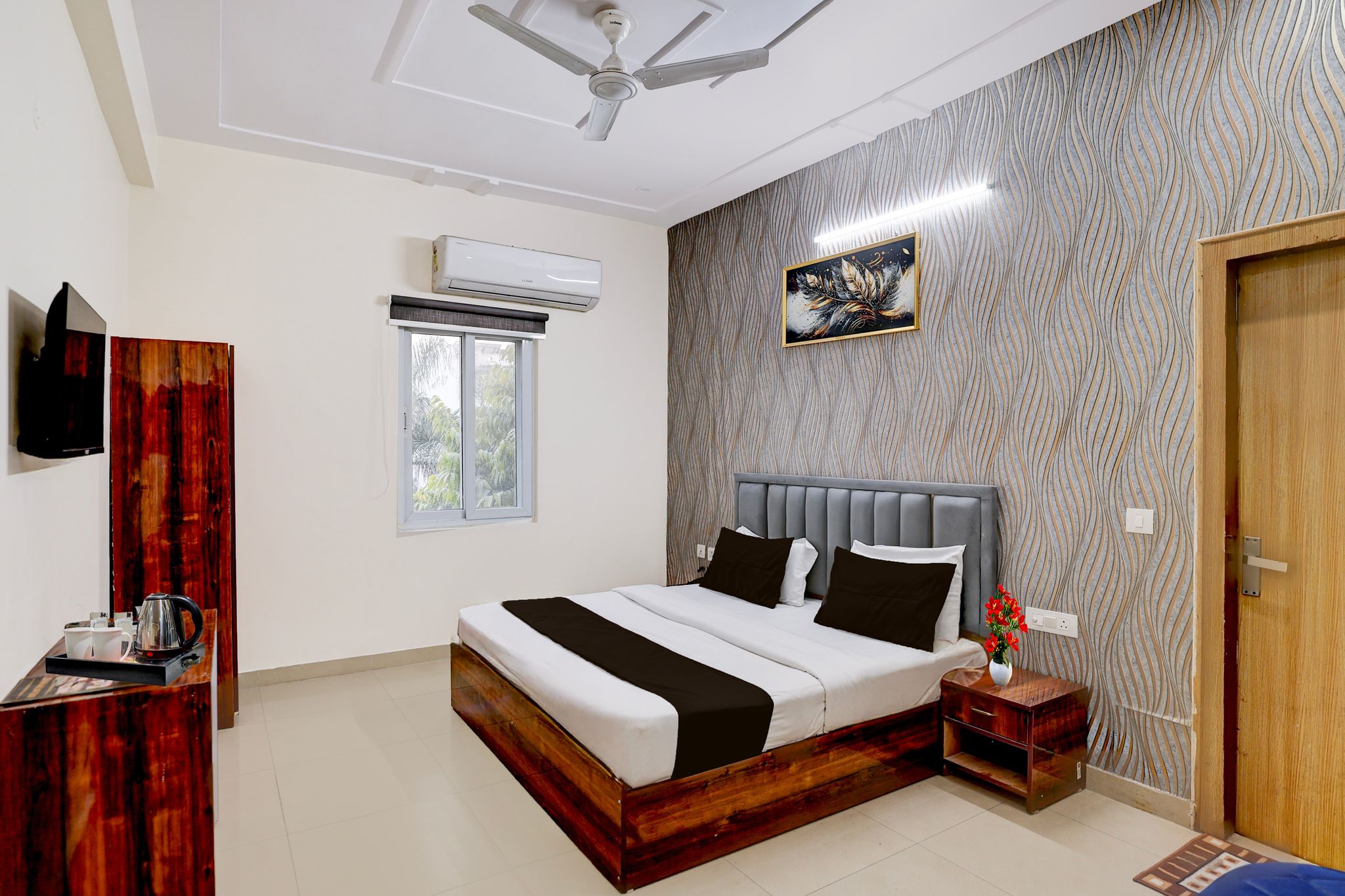 Townhouse Noida Sector 70 Formerly Palm Paradise CLASSIC 17