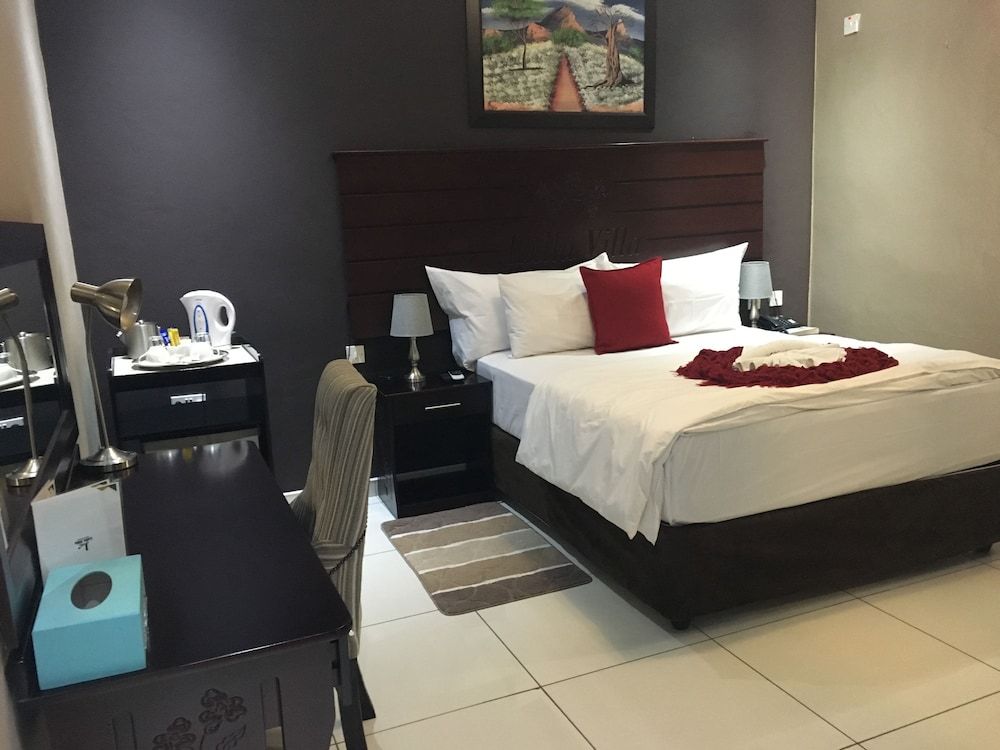 Lalla Villa Guest Lodge Deluxe Double Room 8