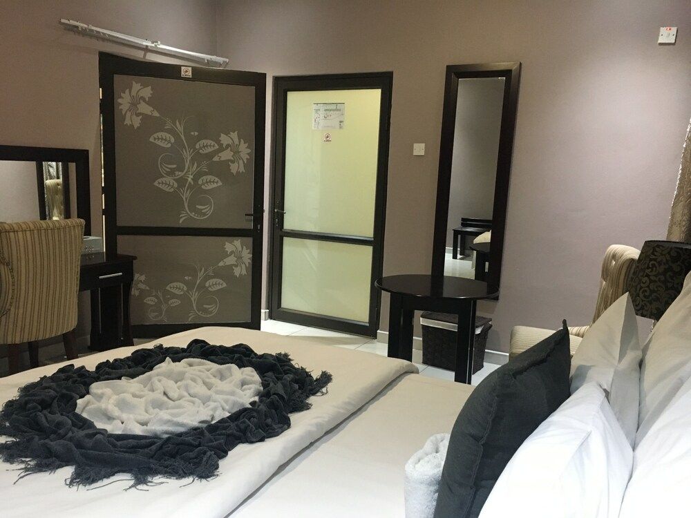 Lalla Villa Guest Lodge Deluxe Double Room