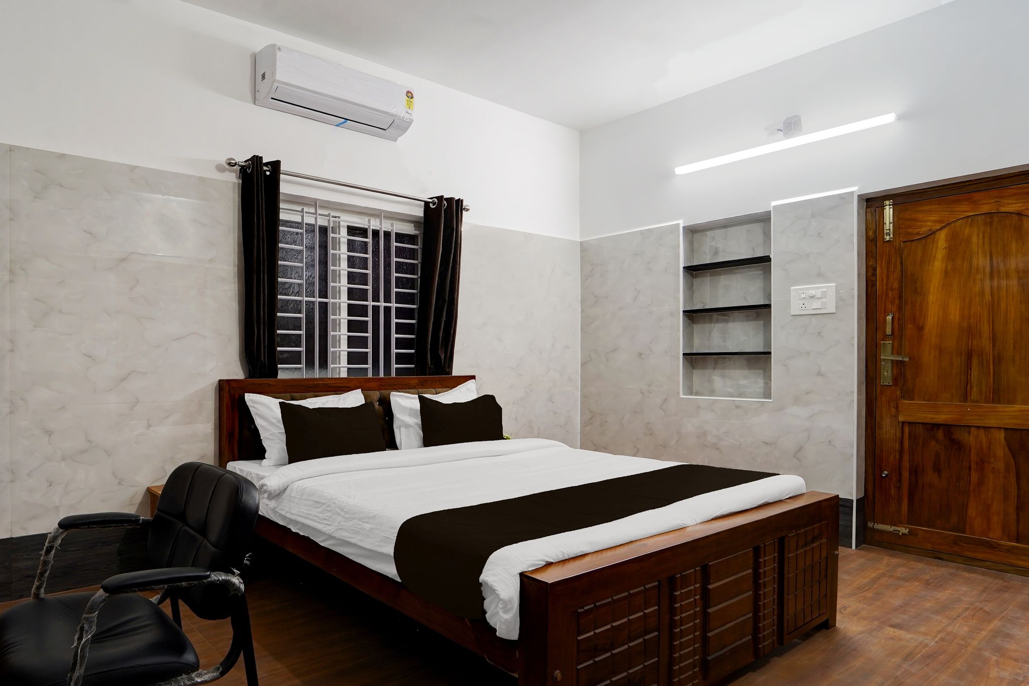Super Townhouse Coimbatore International Airport Formerly MK Elegance Inn Suite 10