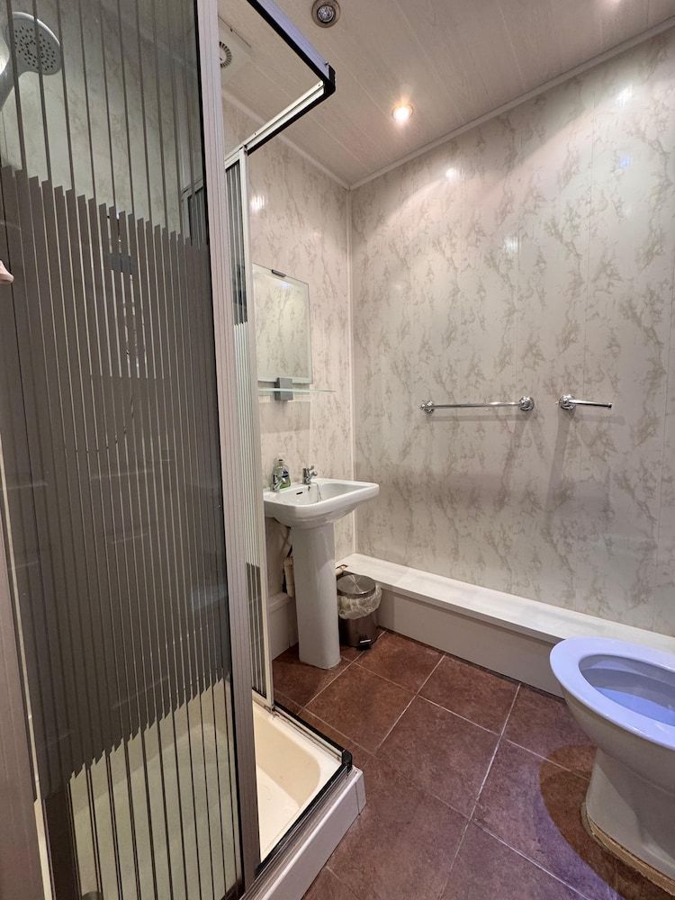 No 34 Vance Road Classic Twin Room 7