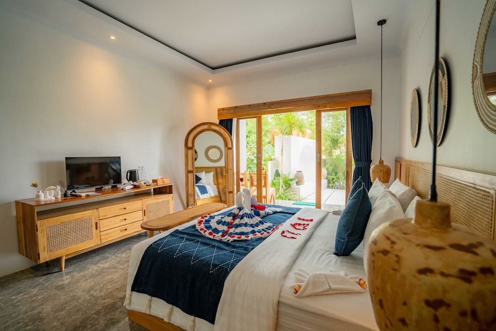 Penida Green Palm Cottage Superior Double Room, Pool View 6