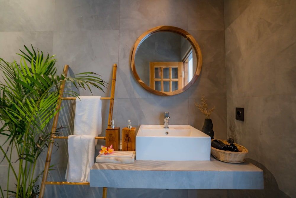 Penida Green Palm Cottage Superior Double Room, Pool View 9