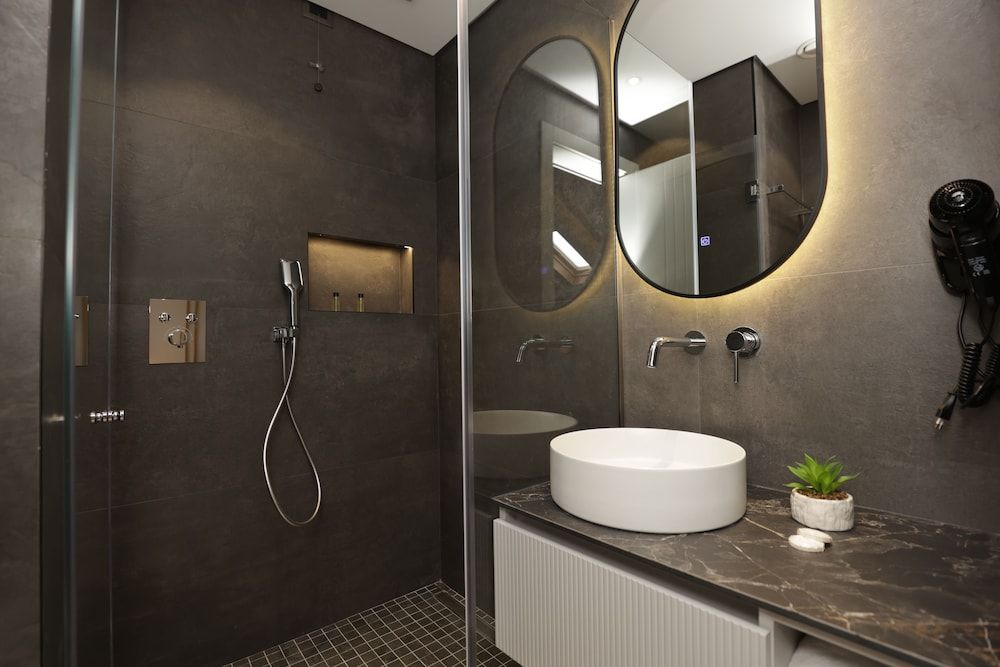 Gremmy Boutique Hotel Deluxe Double Room 16