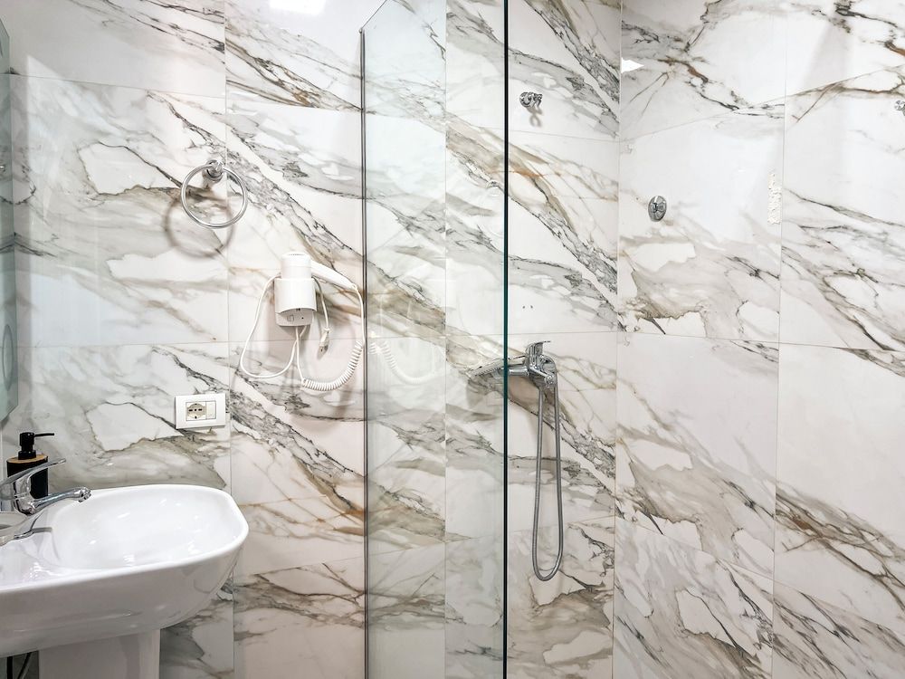 Hotel Tier Center Comfort Double Room, City View 129