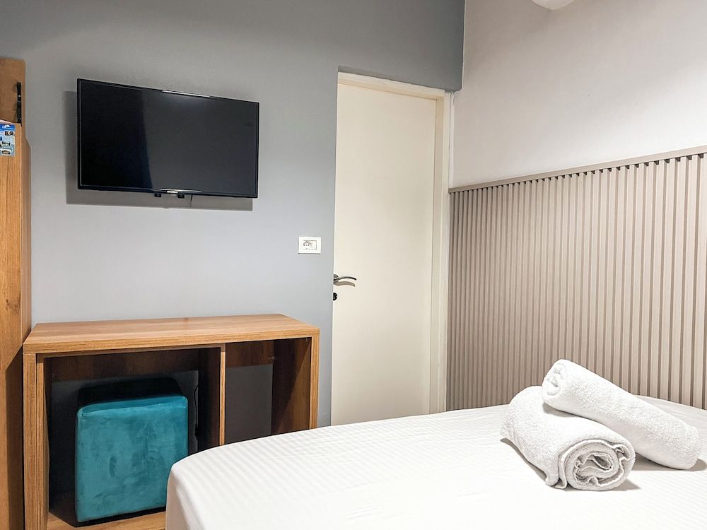 Hotel Tier Center Comfort Double Room 10