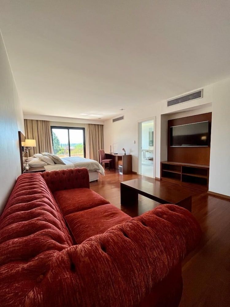 Neper Select Hotel Junior Suite, Mountain View 3