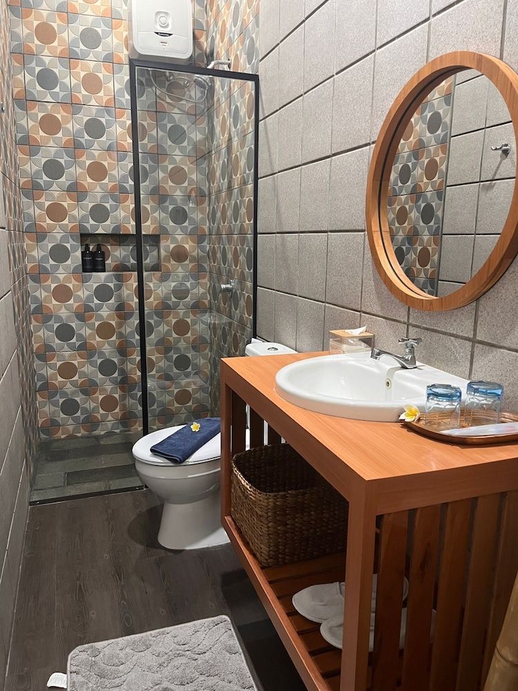 Omah Dingoto Villa, 6 Bedrooms 7