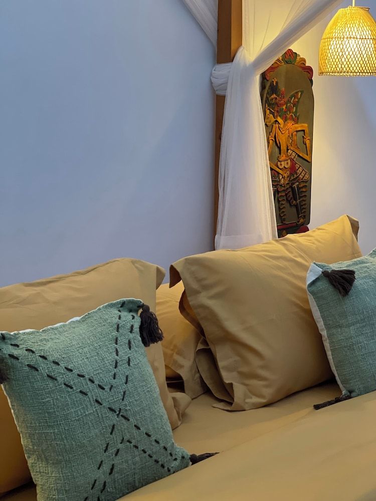 Omah Dingoto Villa, 6 Bedrooms 3