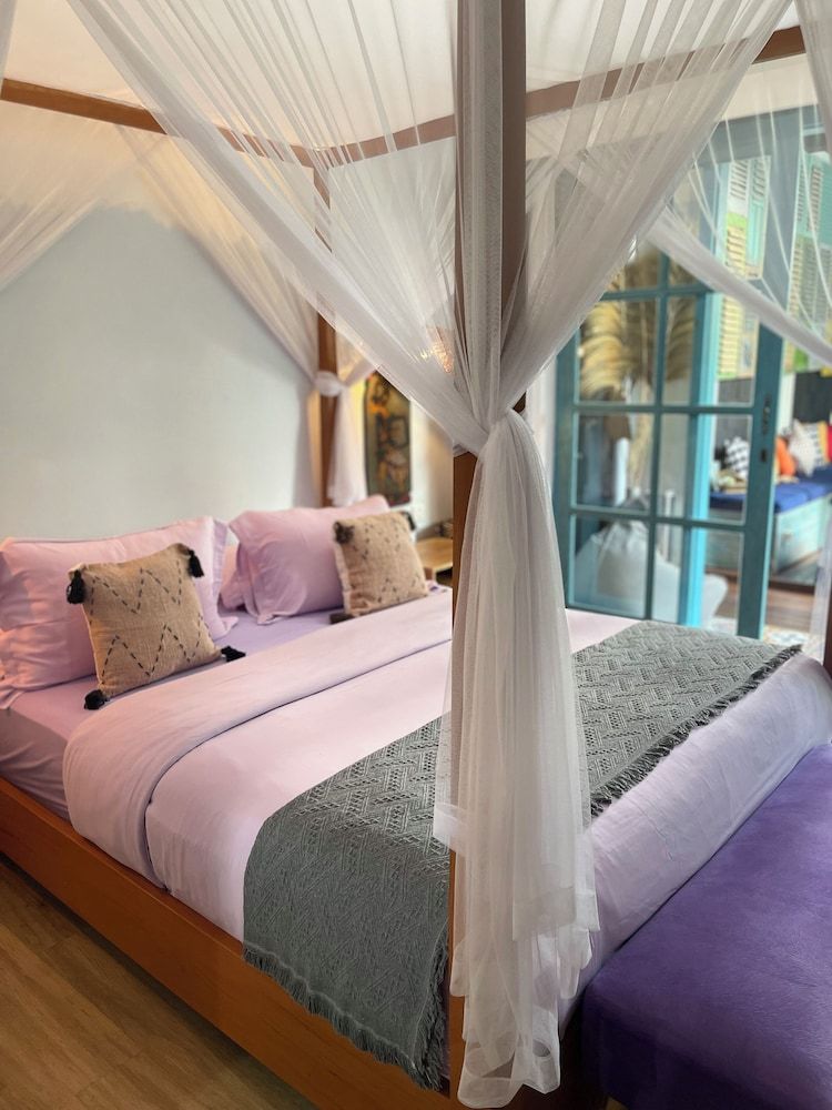 Omah Dingoto Villa, 6 Bedrooms 5