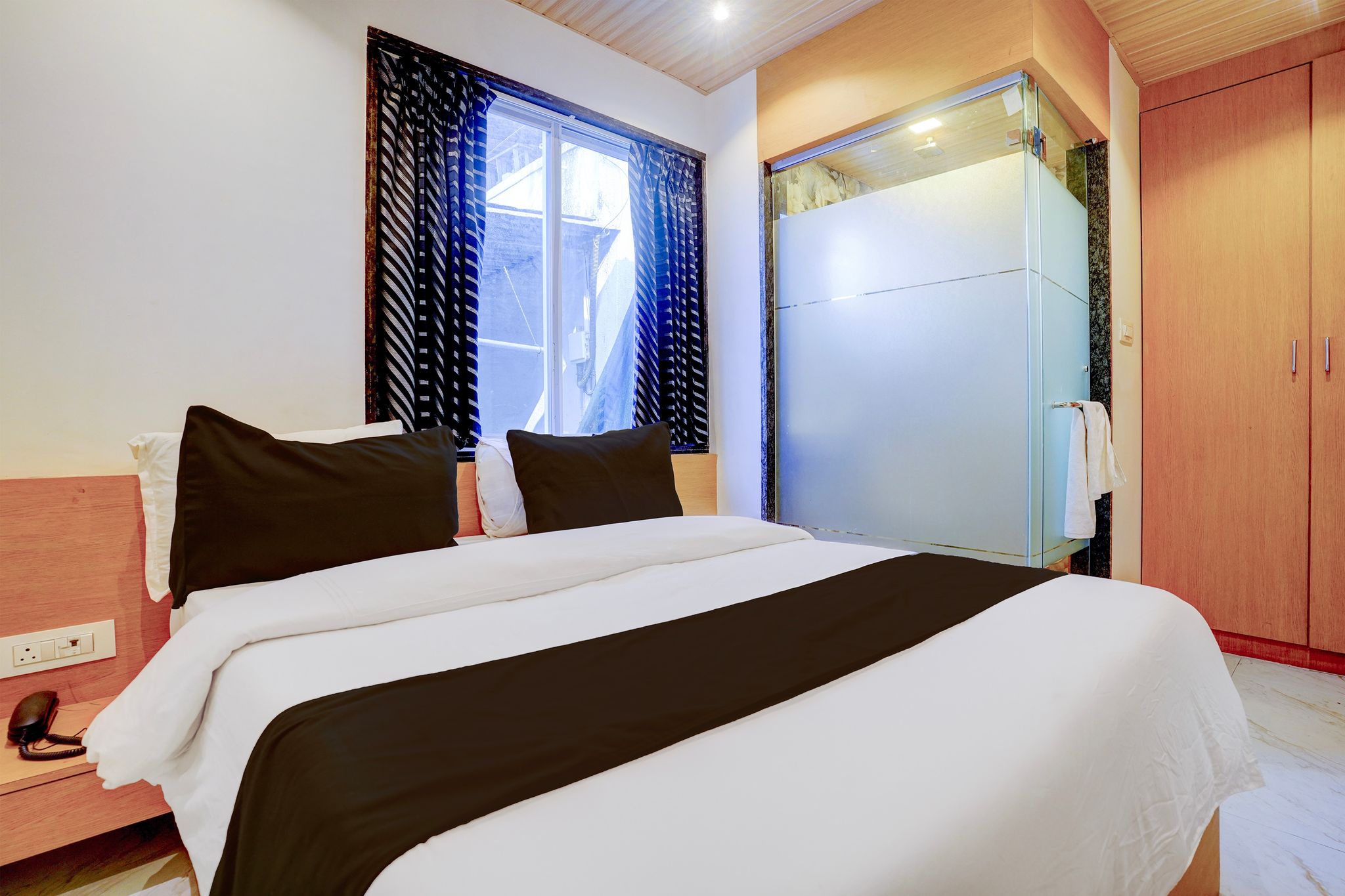 Townhouse Inorbit Mall Mumbai Formerly Stayzi Inn CLASSIC