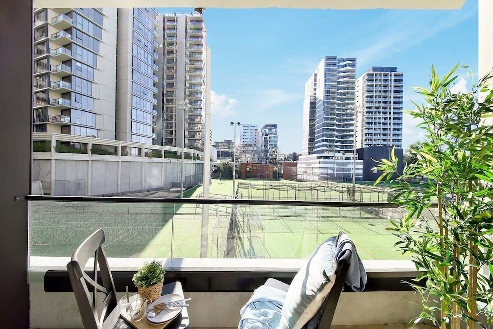 A Lovely 2BR Apt in the Heart of Chapel Street Apartment (2 Bedrooms) 3