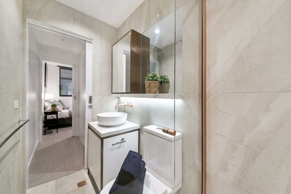 A Lovely 2BR Apt in the Heart of Chapel Street Apartment (2 Bedrooms) 5