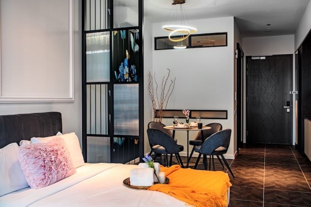 Scarletz Suites KLCC Near Twin Towers Family Studio 8