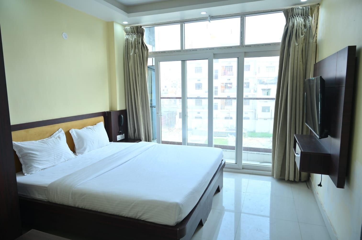 Hotel Shantam Regency Deluxe