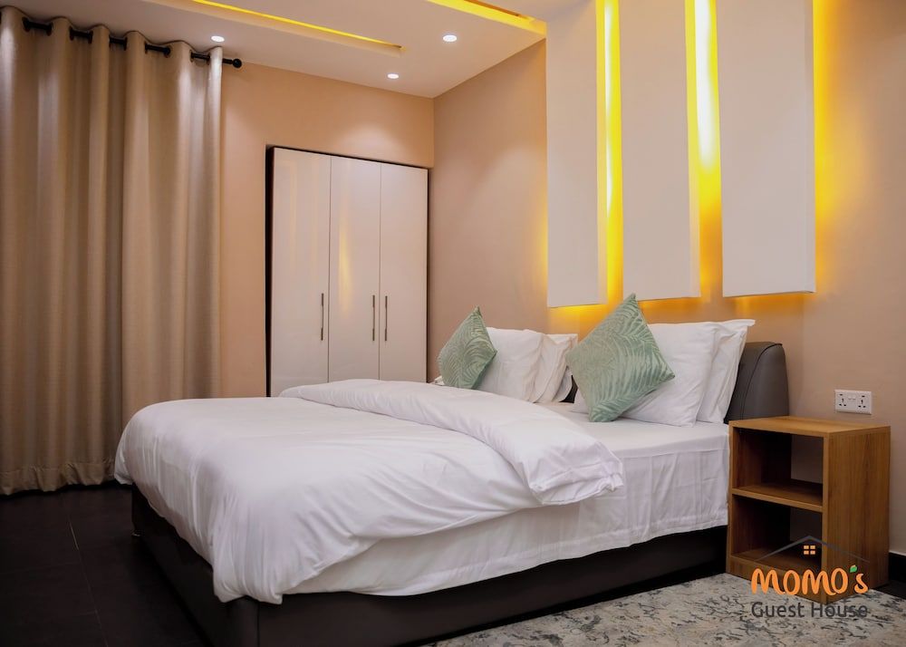 Momo's Hotel Standard Room