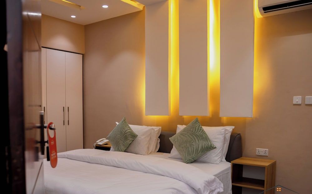 Momo's Hotel Standard Room 3