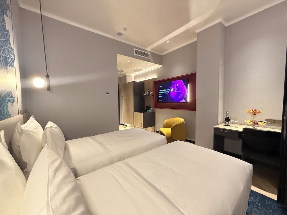 khorazm Hotel Twin Room, Courtyard View 8