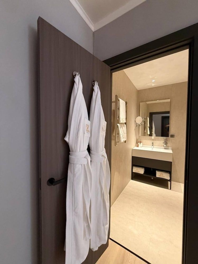 khorazm Hotel Luxury Suite, City View 9