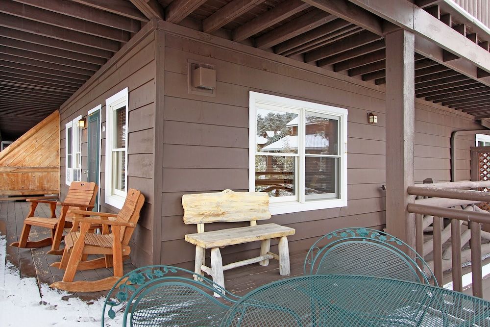 Powell Peak 104 1 Bedroom Condo by RedAwning Condo, 1 Bedroom 3