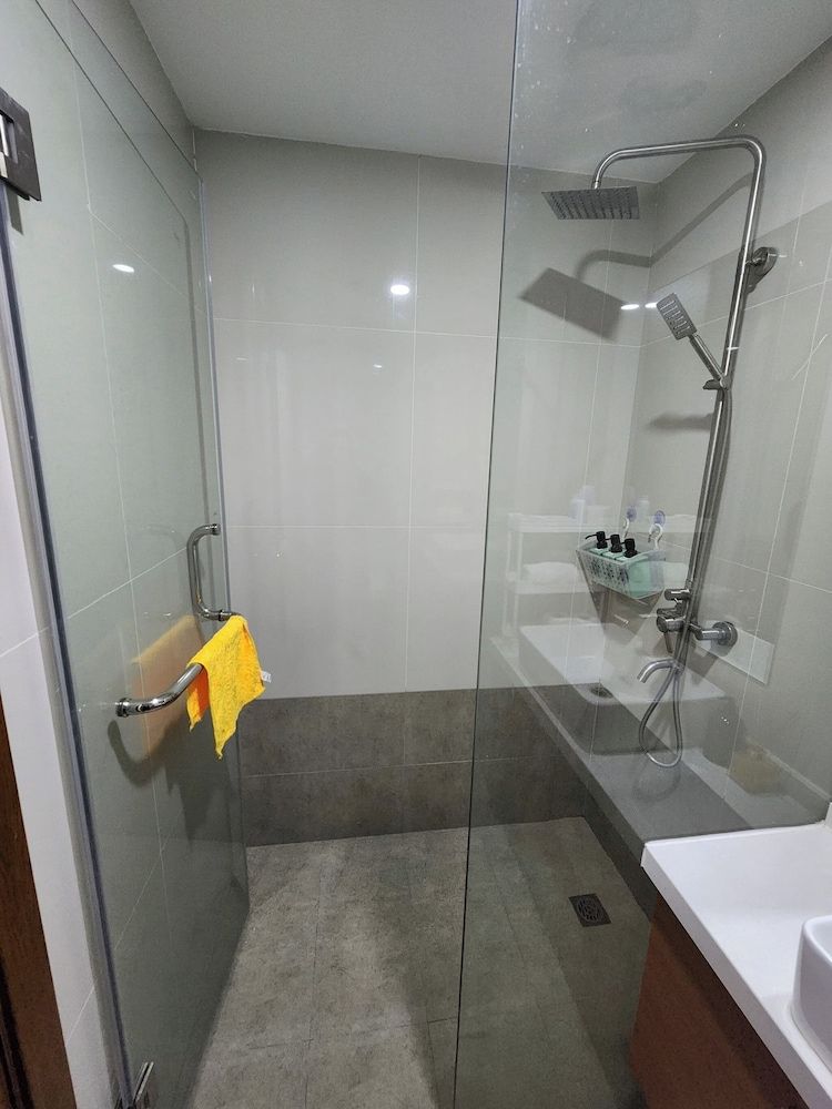 Cozy 1BR Condo in Mandaluyong City With City Skyline View Condo, 1 Bedroom, Accessible, Patio 49