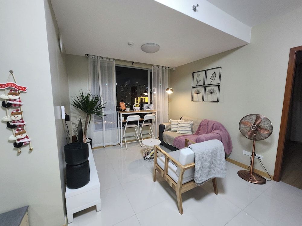 Cozy 1BR Condo in Mandaluyong City With City Skyline View Condo, 1 Bedroom, Accessible, Patio 26
