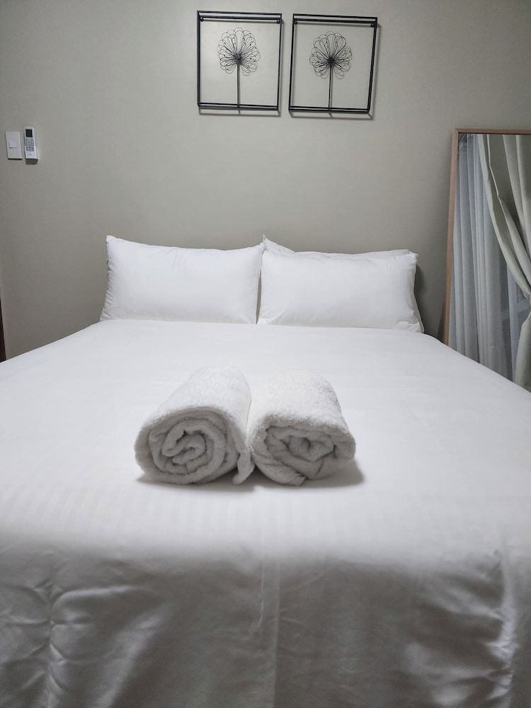 Cozy 1BR Condo in Mandaluyong City With City Skyline View Condo, 1 Bedroom, Accessible, Patio 30