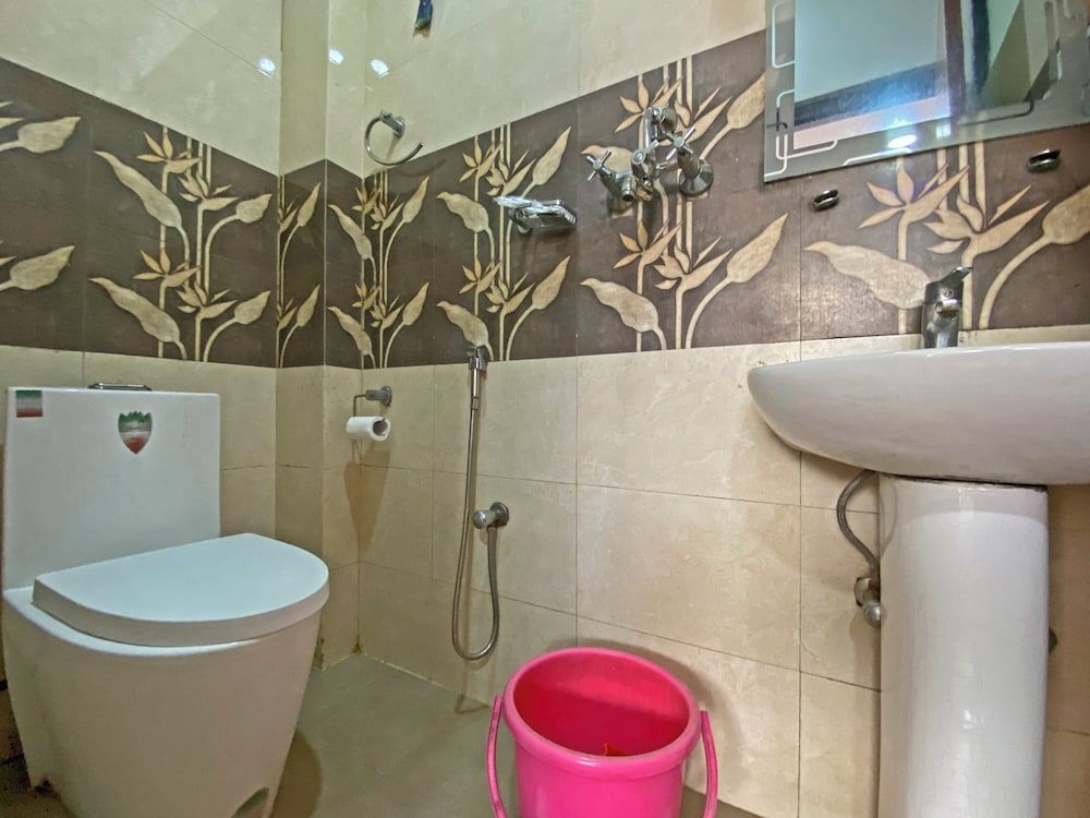 Hotel Maheshwor Standard Double Room, City View 4