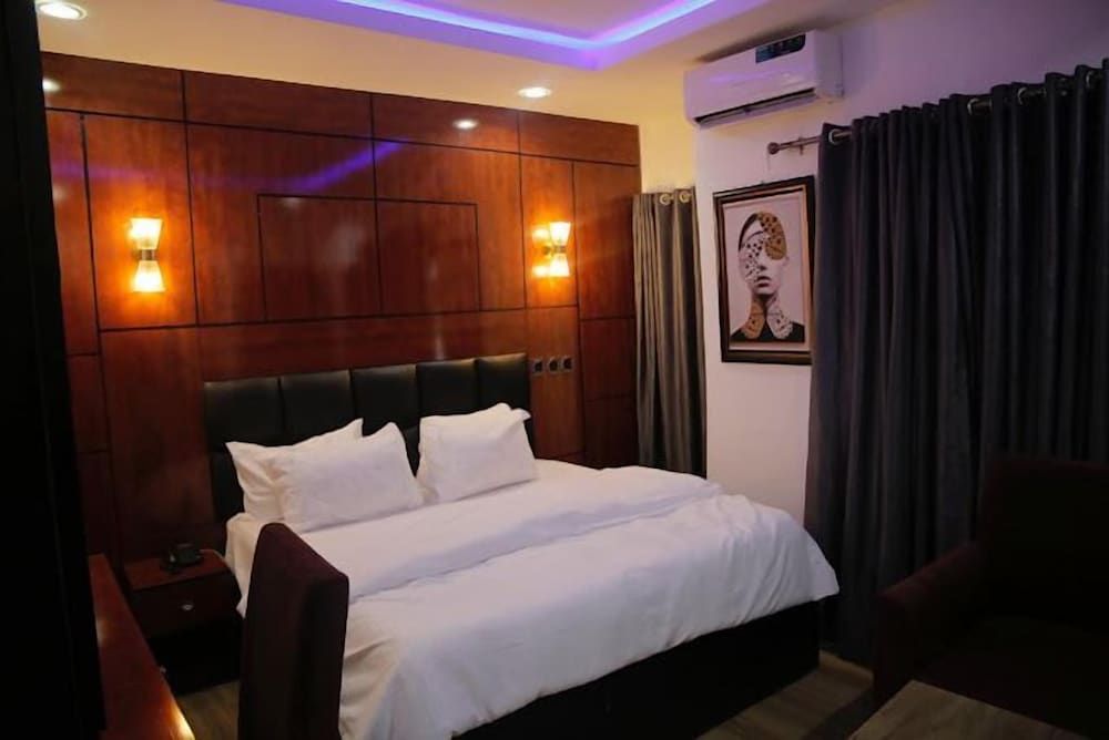 Dominion City Guest House Family Room, Balcony, City View 17