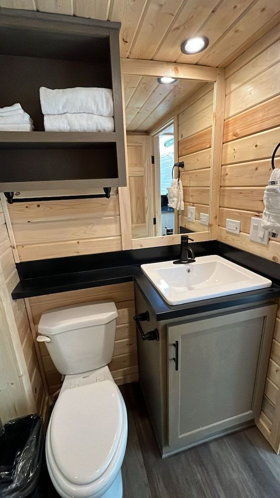 Grand Canyon Tiny Homes Family Cottage, Multiple Beds, Patio, Mountain View 6