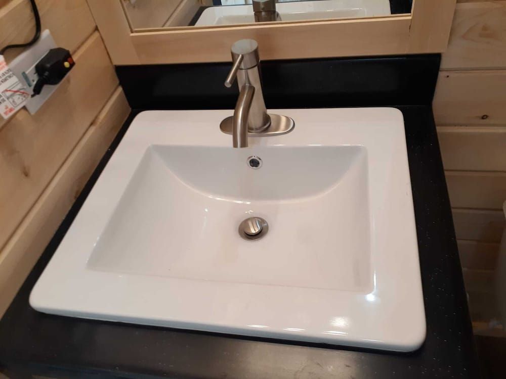 Grand Canyon Tiny Homes Family Cottage, Multiple Beds, Patio, Mountain View 8