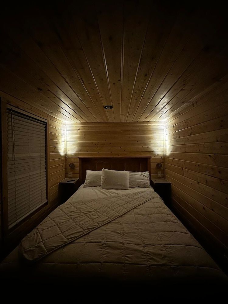 Grand Canyon Tiny Homes Superior Chalet 53