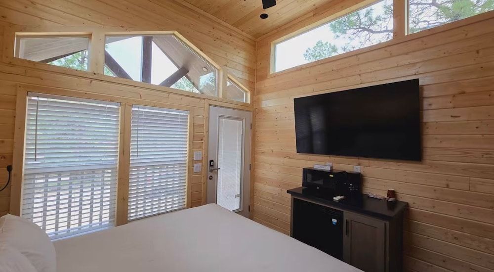 Grand Canyon Tiny Homes Superior Chalet 110