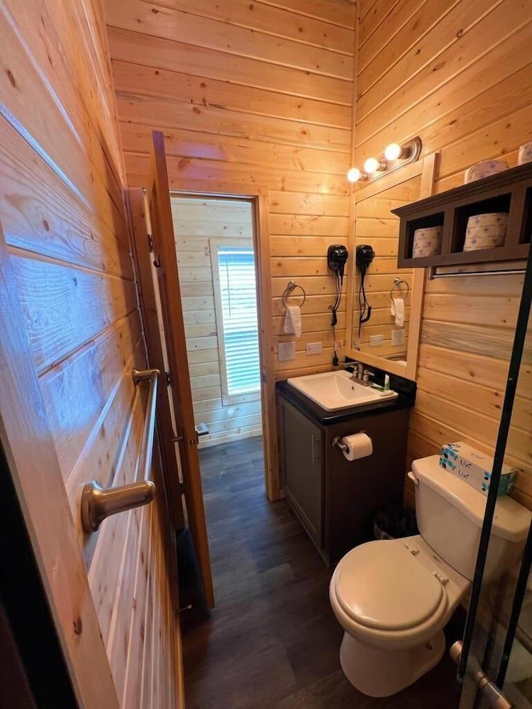 Grand Canyon Tiny Homes Superior Chalet 74