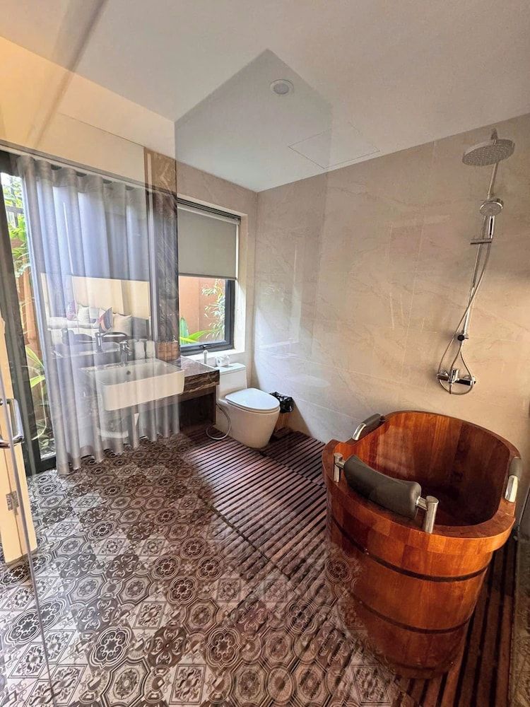 Luong Son Retreat Family Suite, Balcony, Garden View 2