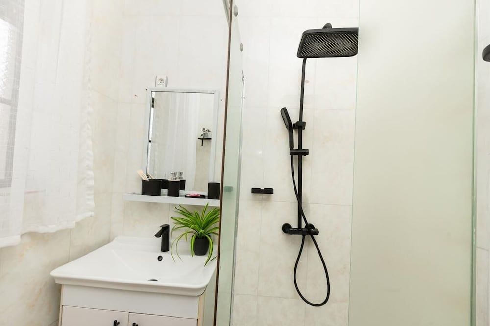 Pillar House Inn Comfort Room 4