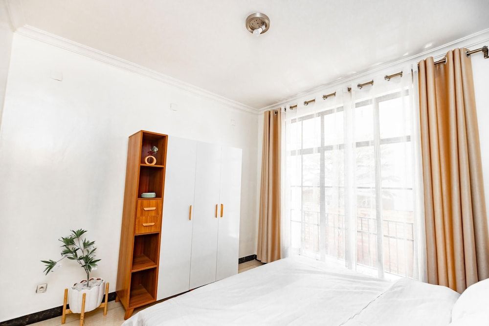 Pillar House Inn Superior Double Room, City View 4