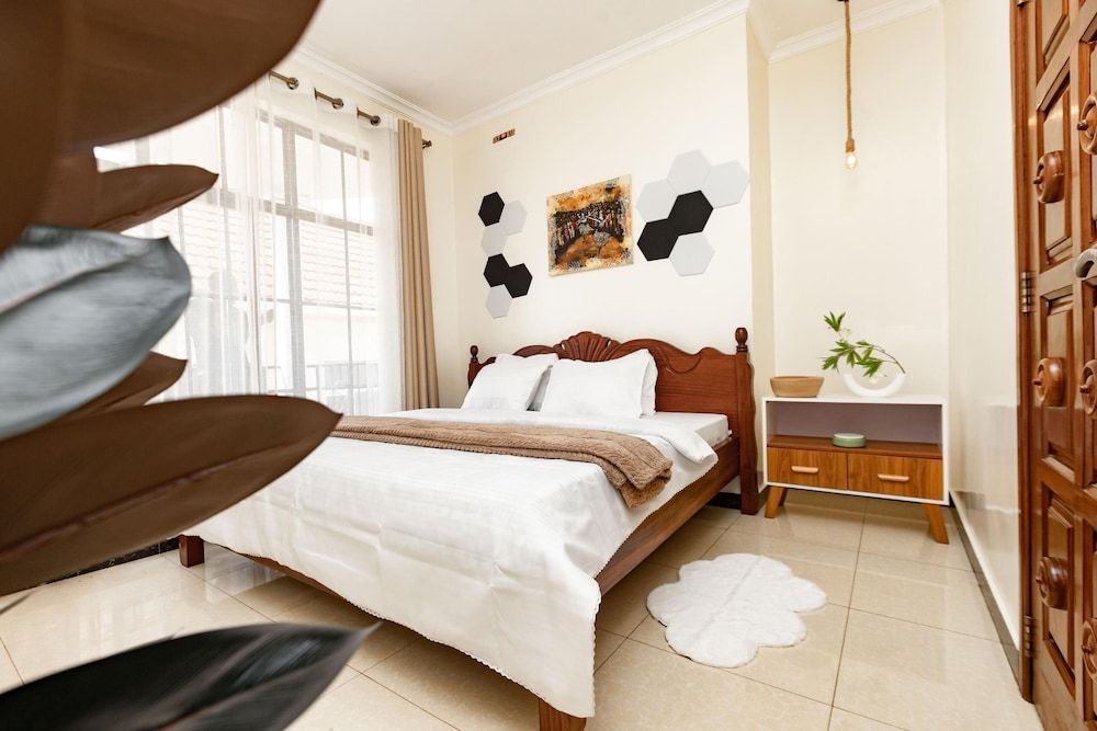 Pillar House Inn Room 2